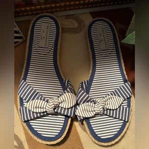 ✨ New ✨ Blue and White Espadrille Slides Size 37 ✨